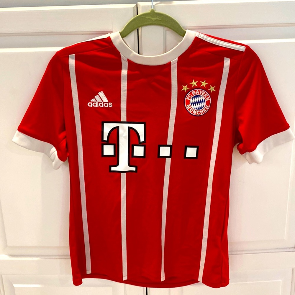 Adidas FC BAYERN MUNNCHEN Soccer Jersey 👕 
(BOYS) LEWANDIWSKI #9